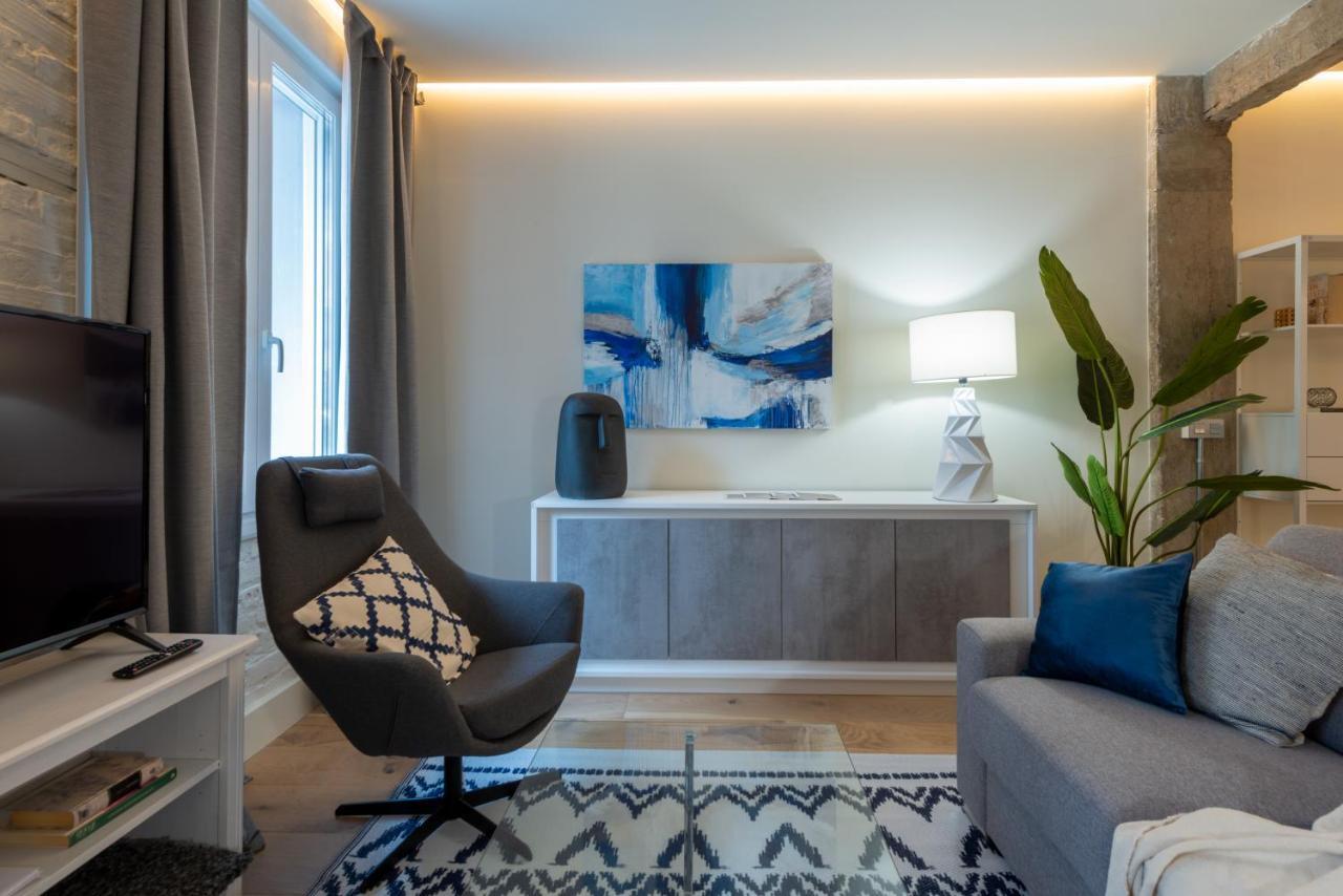 Alhondiga By Staynnapartments Bilbao Exterior photo